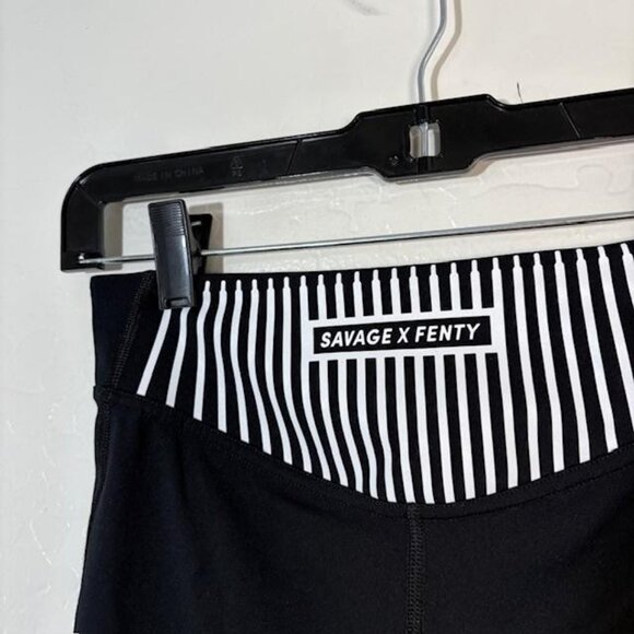 Savage X Fenty Sport Bike Shorts Womens Small Black Athletic High Rise Stretch - Picture 2 of 8